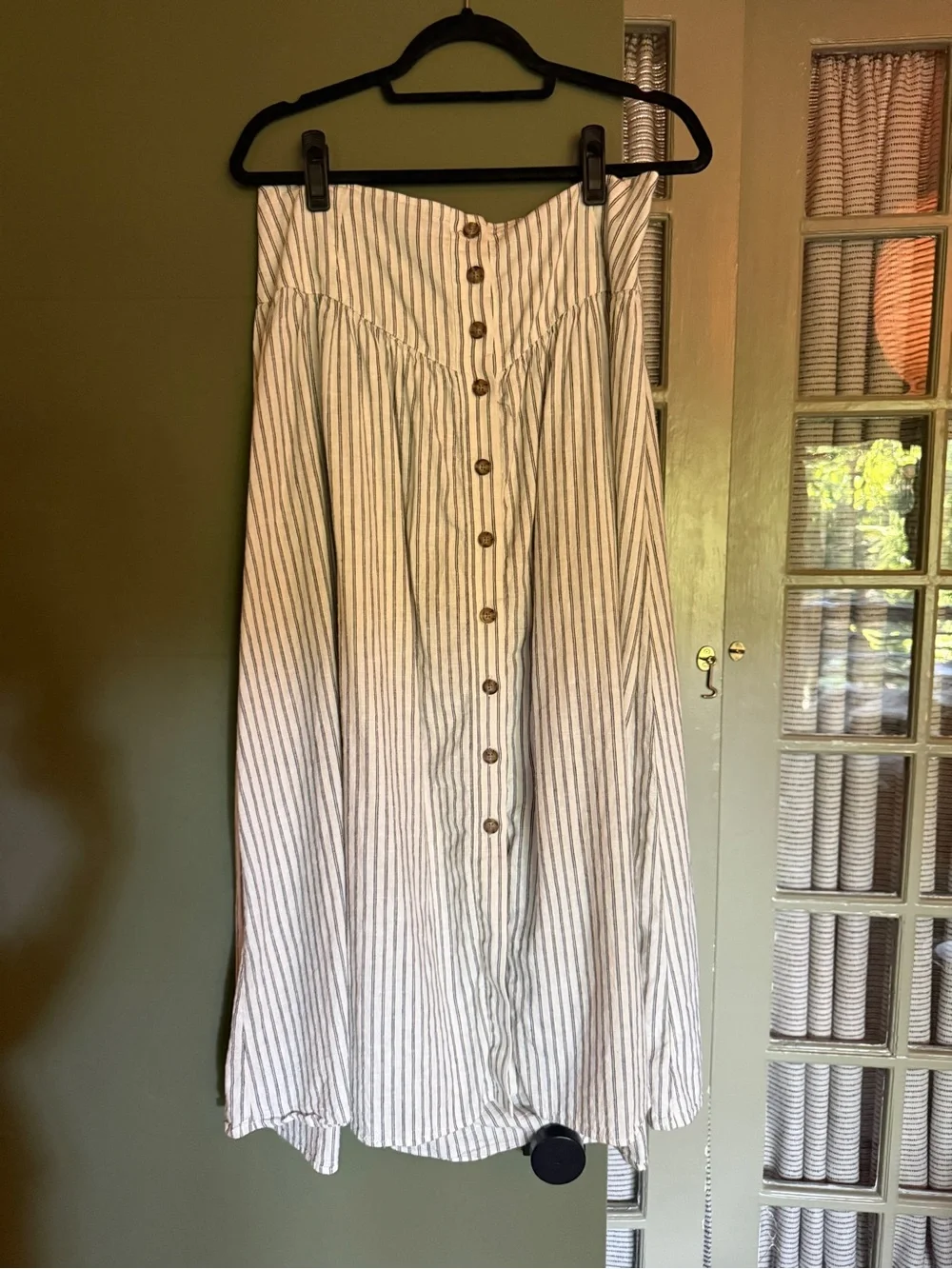 Marine Layer White and Navy Striped Midi Button-Front Skirt - Picture 4 of 4